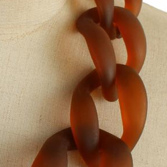 Brown Acrylic Curb Chain Necklace Earring Set - Picture 3 of 4